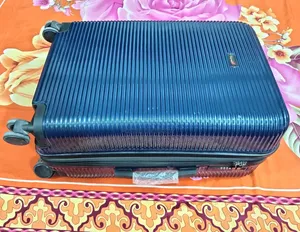 Unused second-hand trolley bag