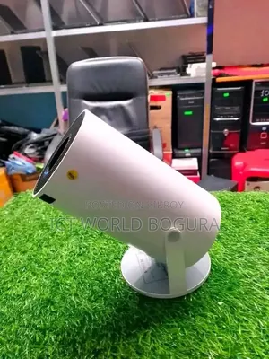 Projector for watching sports