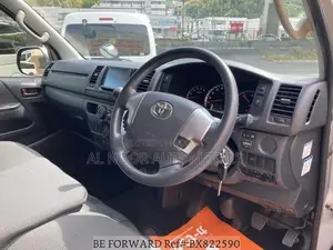 Toyota HiAce 2021 Silver