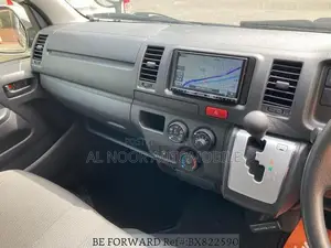 Toyota HiAce 2021 Silver