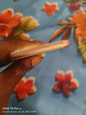Apple iPhone 6s 64 GB Rose Gold