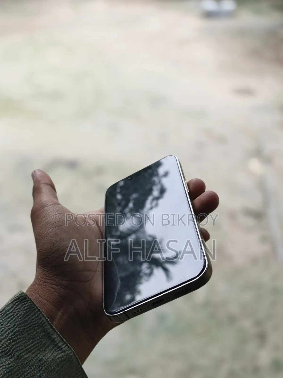 নতুন অ্যাপল আইফোন ১৩ প্রো ২৫৬ জিবি গোল্ড