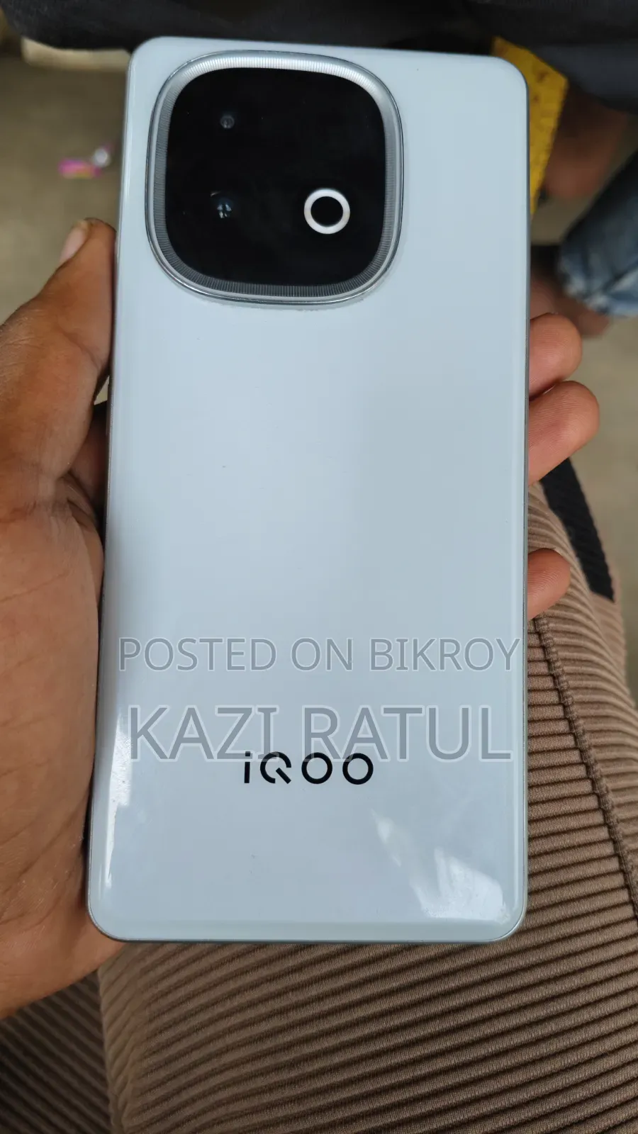 iQOO Z10 256 GB White