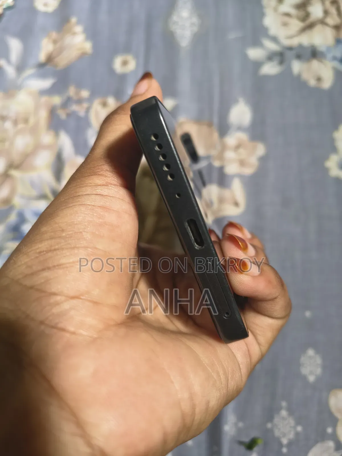 মোবাইল ফোন ২৫৬ জিবি কালো