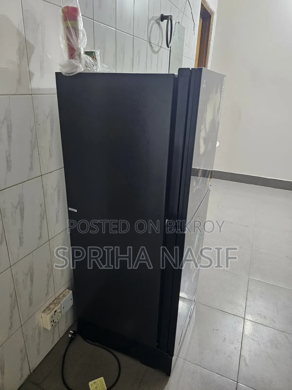 Walton 132 Liter Fridge (2 Week Used)