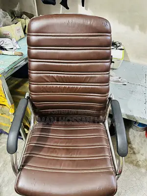 Good table and chair