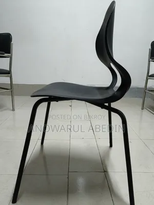 Strong Chair