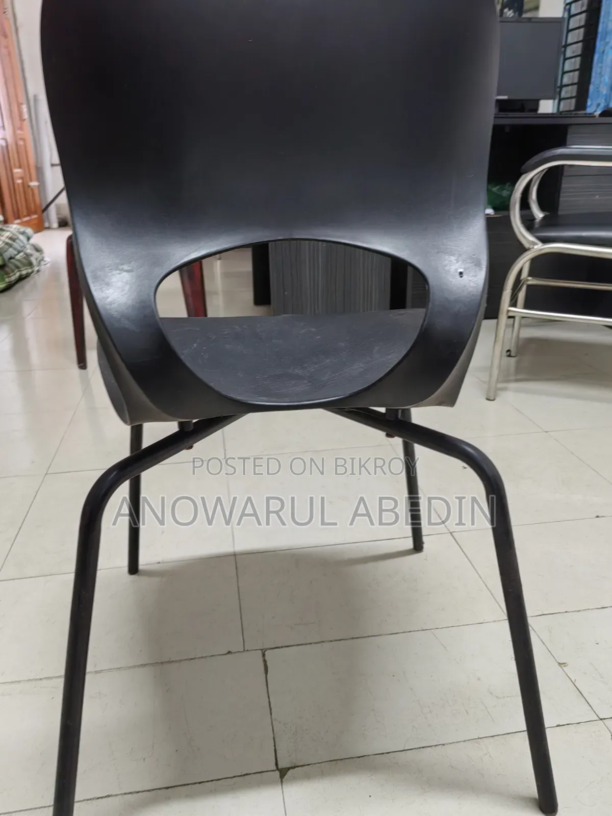 Strong Chair