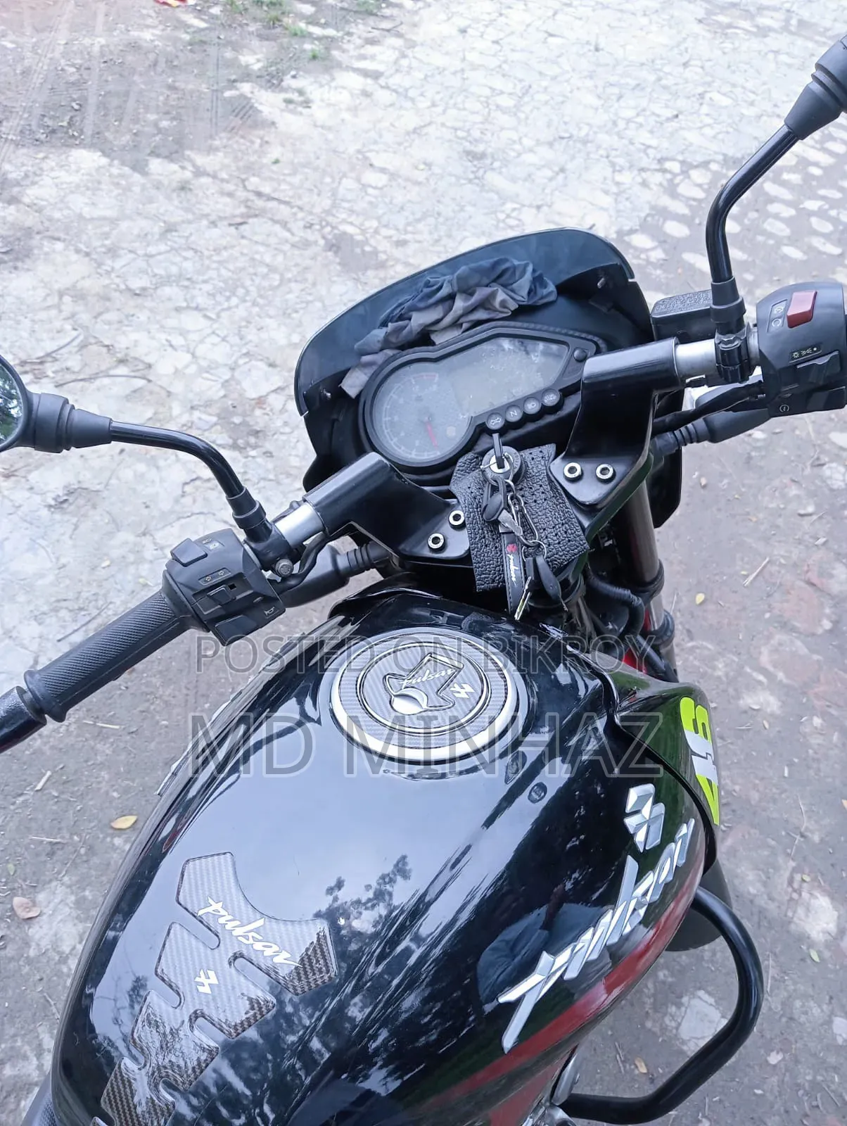 বাজাজ পালসার ১৫০ ২০১৬ রেড