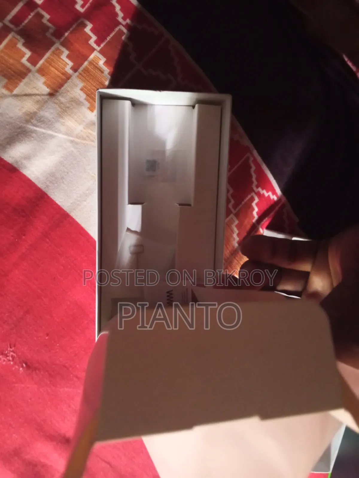 Infinix Hot 60i 128 GB White