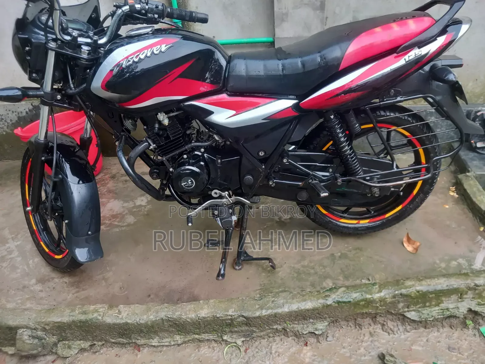 Bajaj Discover 125 2022 Black