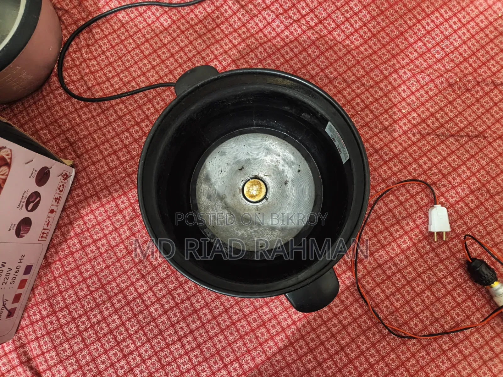 Hawkins Rice Cooker 2.8l Fresh Condition 2month Use With 2 Pots