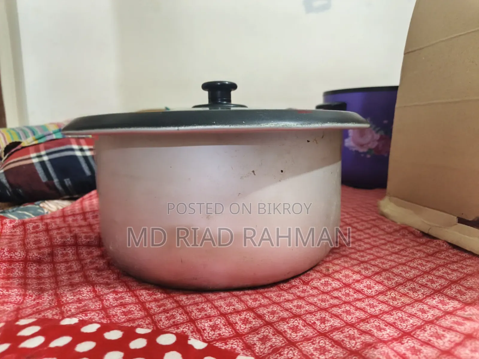 Hawkins Rice Cooker 2.8l Fresh Condition 2month Use With 2 Pots