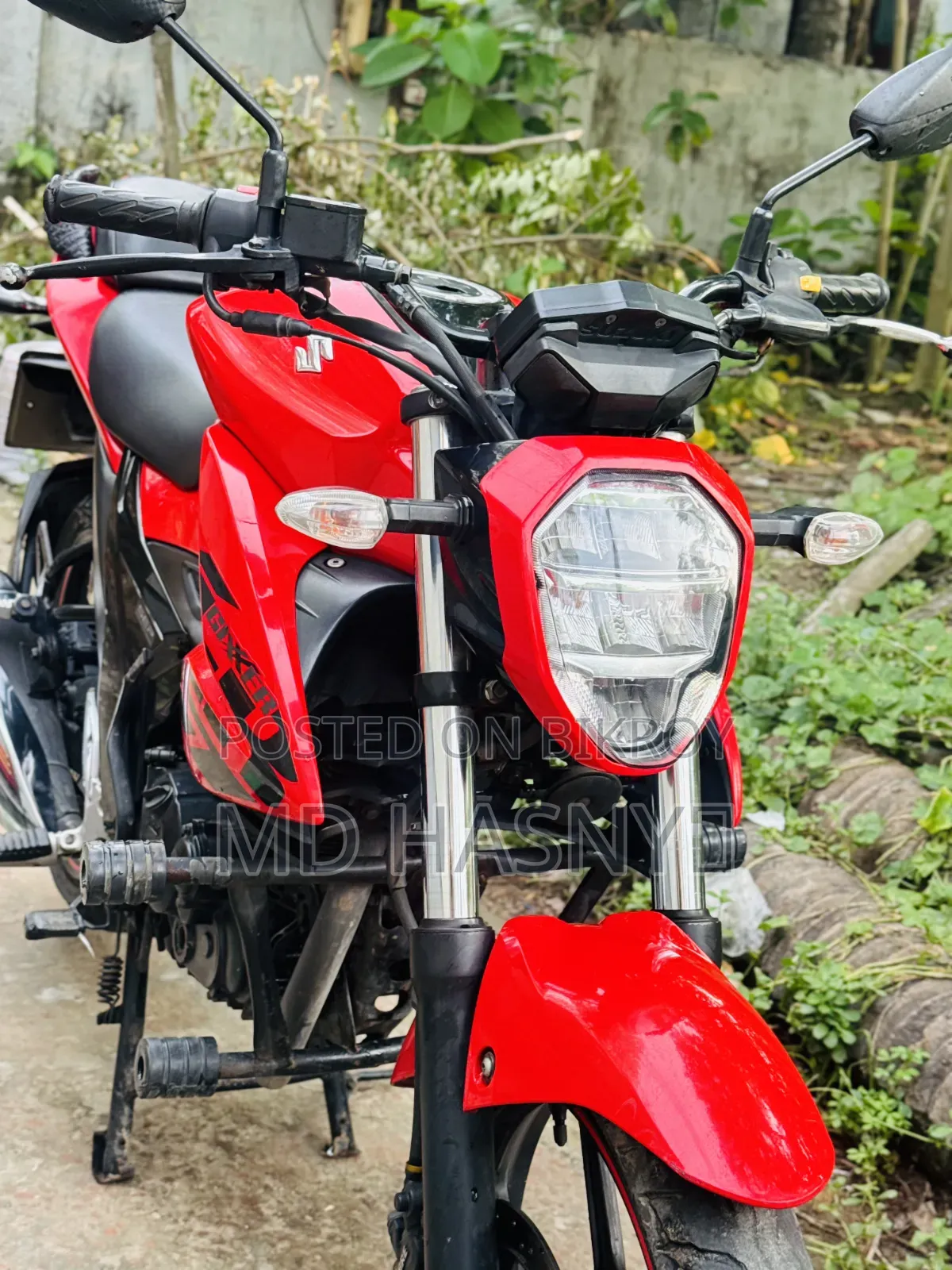 Suzuki Gixxer SF FI 2023 Red