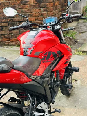 Suzuki Gixxer SF FI 2023 Red
