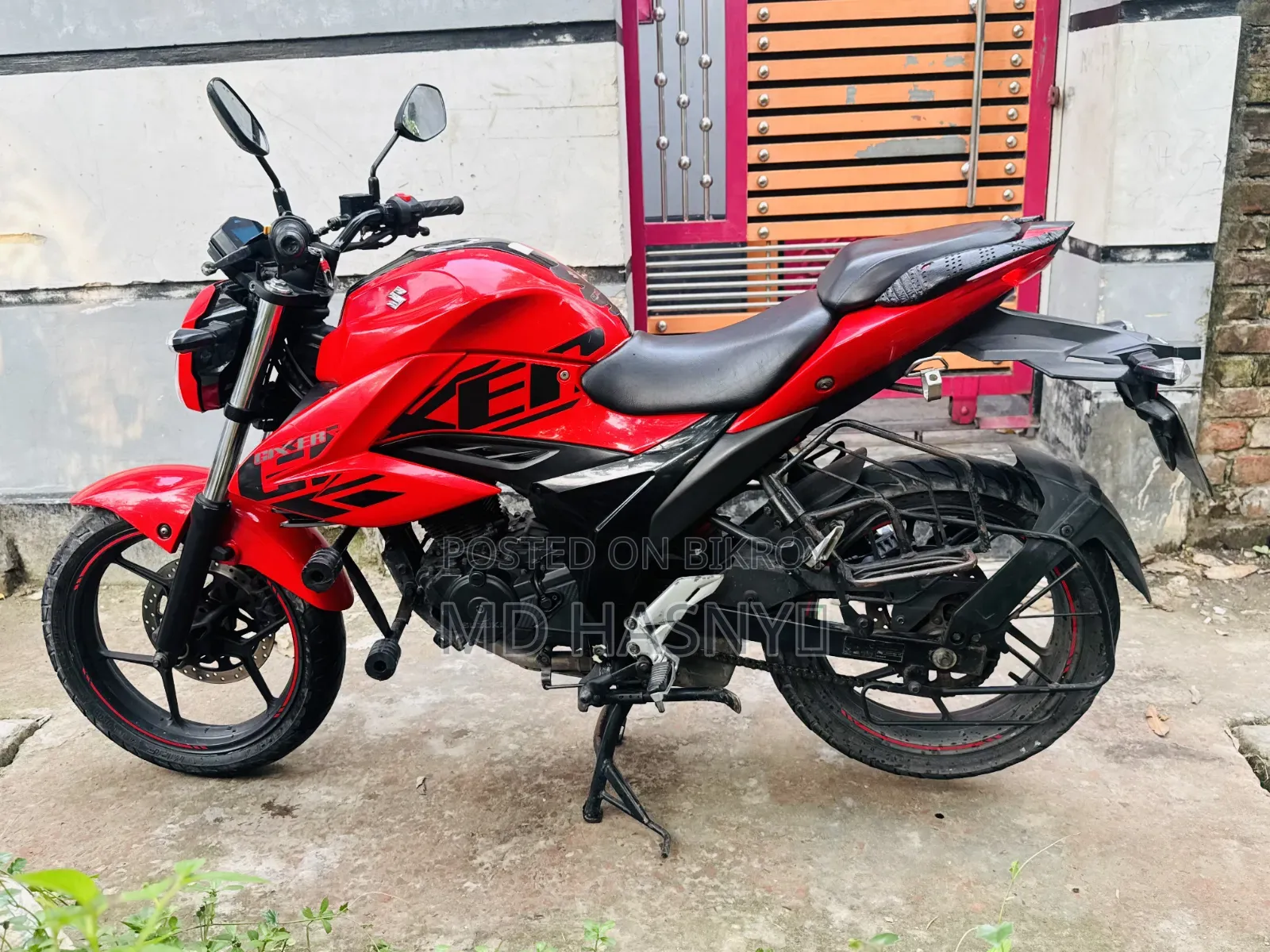 Suzuki Gixxer SF FI 2023 Red