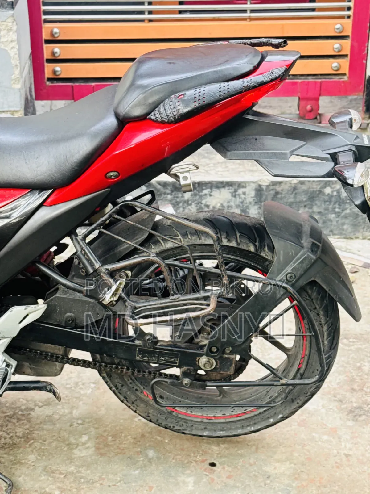 Suzuki Gixxer SF FI 2023 Red