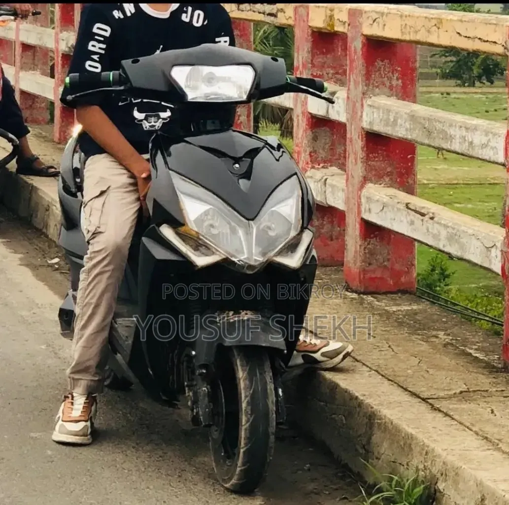 Motorcycle 2024 Black