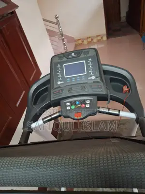 ইলেকট্রিক মোটরাইজড ট্রেডমিল
