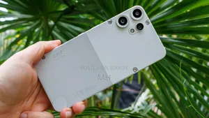নতুন Nothing Phone CMF Phone 2 Pro ২৫৬ জিবি সাদা