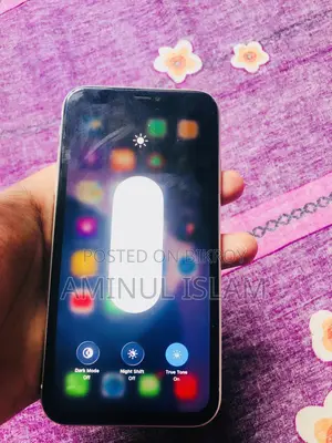 Apple iPhone 11 ৬৪ জিবি সাদা