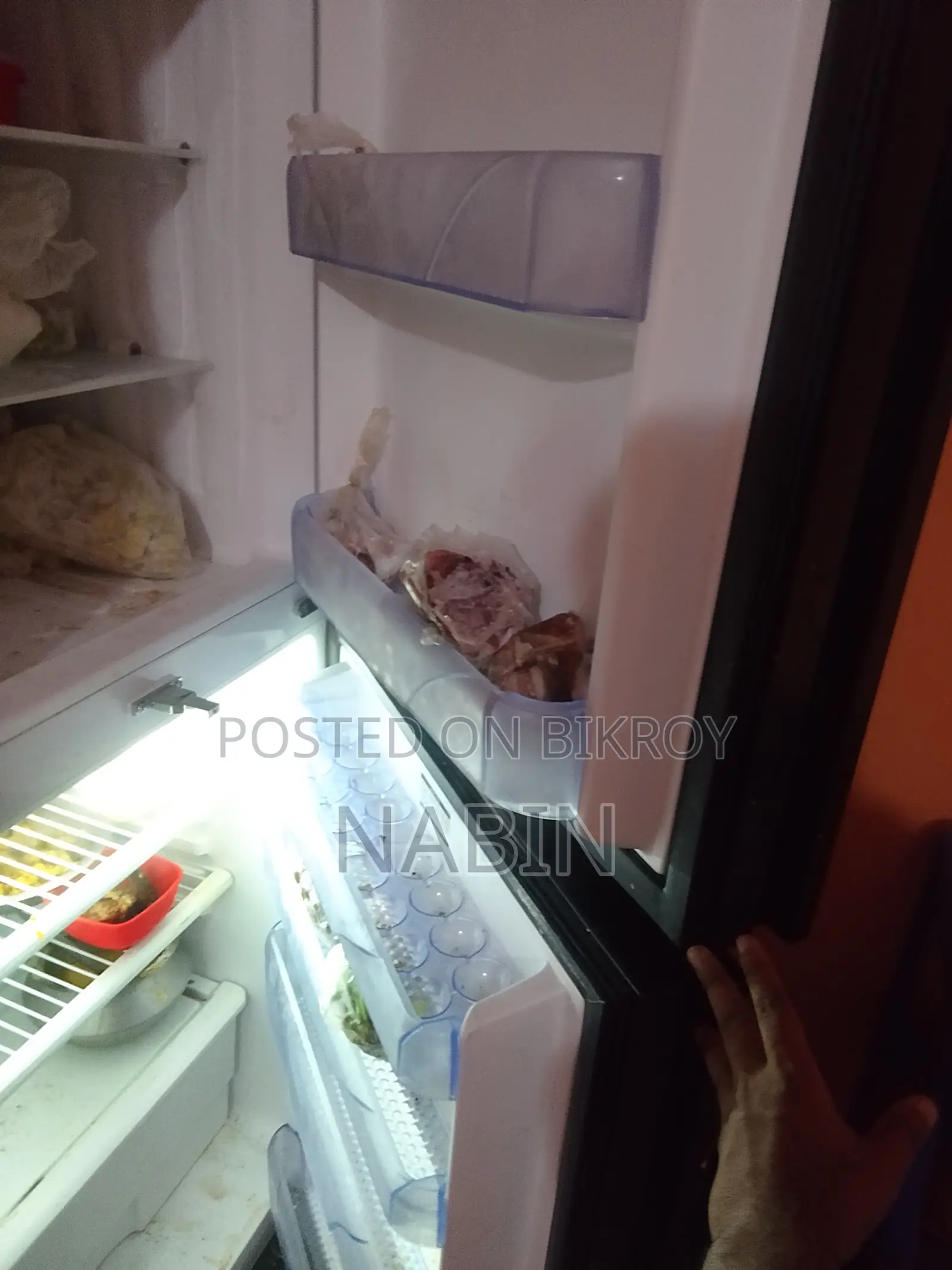 ওয়ালটন ইনভার্টার রেফ্রিজারেটর ৩৫০ লিটার
