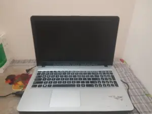 Laptop Asus VivoBook X540SA 4GB Intel Core i3 HDD 1TB