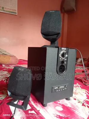 Xlab Speaker