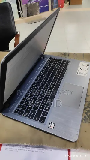 Laptop Asus VivoBook X540SA 4GB AMD SSD 256GB