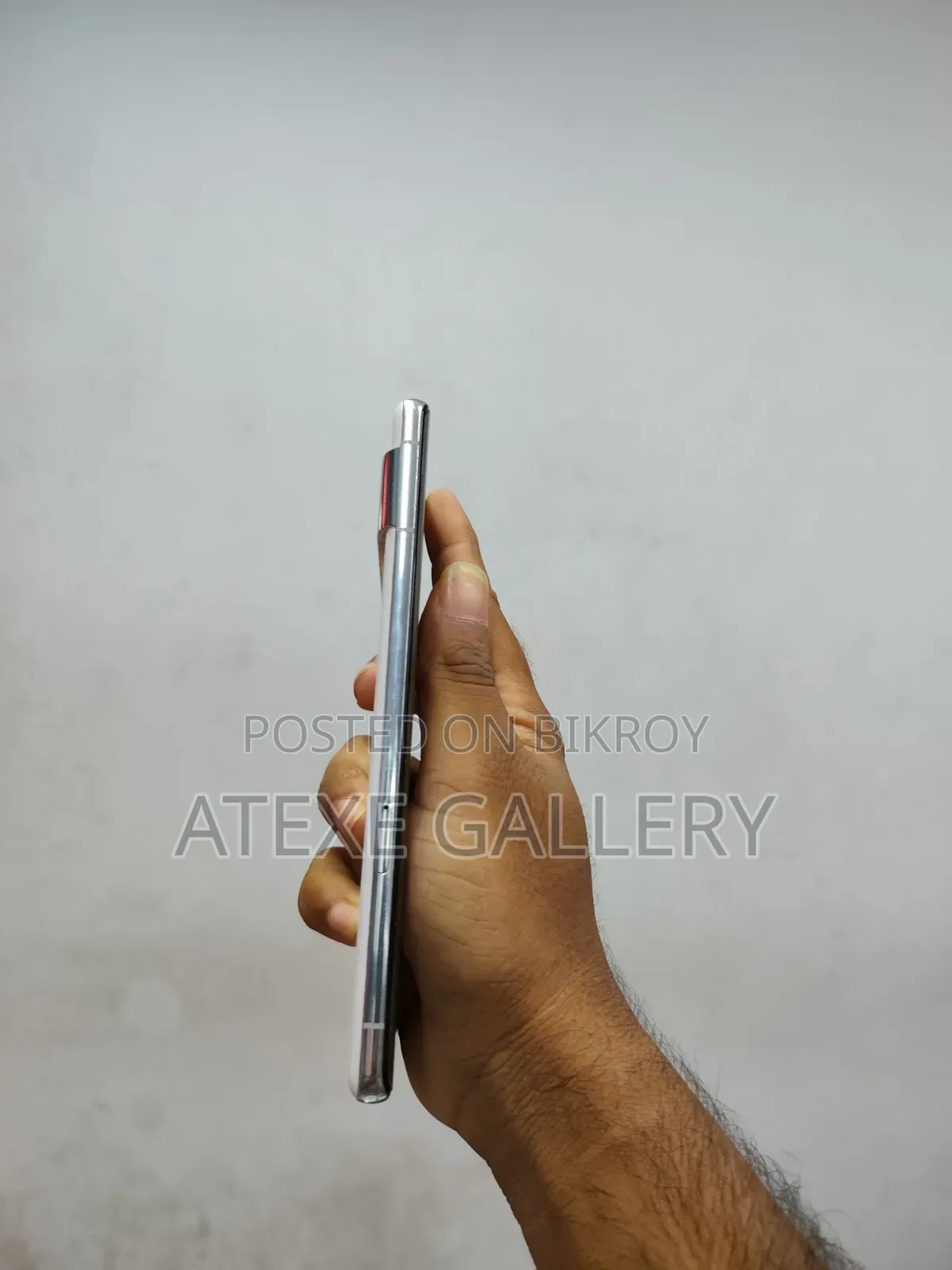 গুগল পিক্সেল ৭ প্রো ১২৮ জিবি সাদা