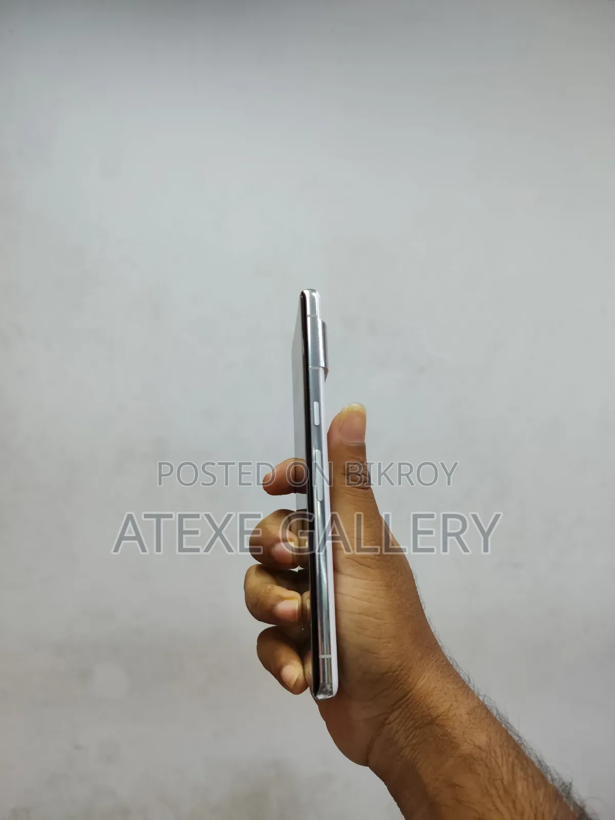 গুগল পিক্সেল ৭ প্রো ১২৮ জিবি সাদা