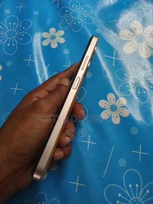 Infinix Hot 30i 128 GB Orange