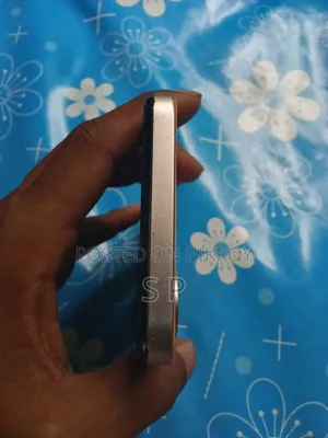 Infinix Hot 30i 128 GB Orange