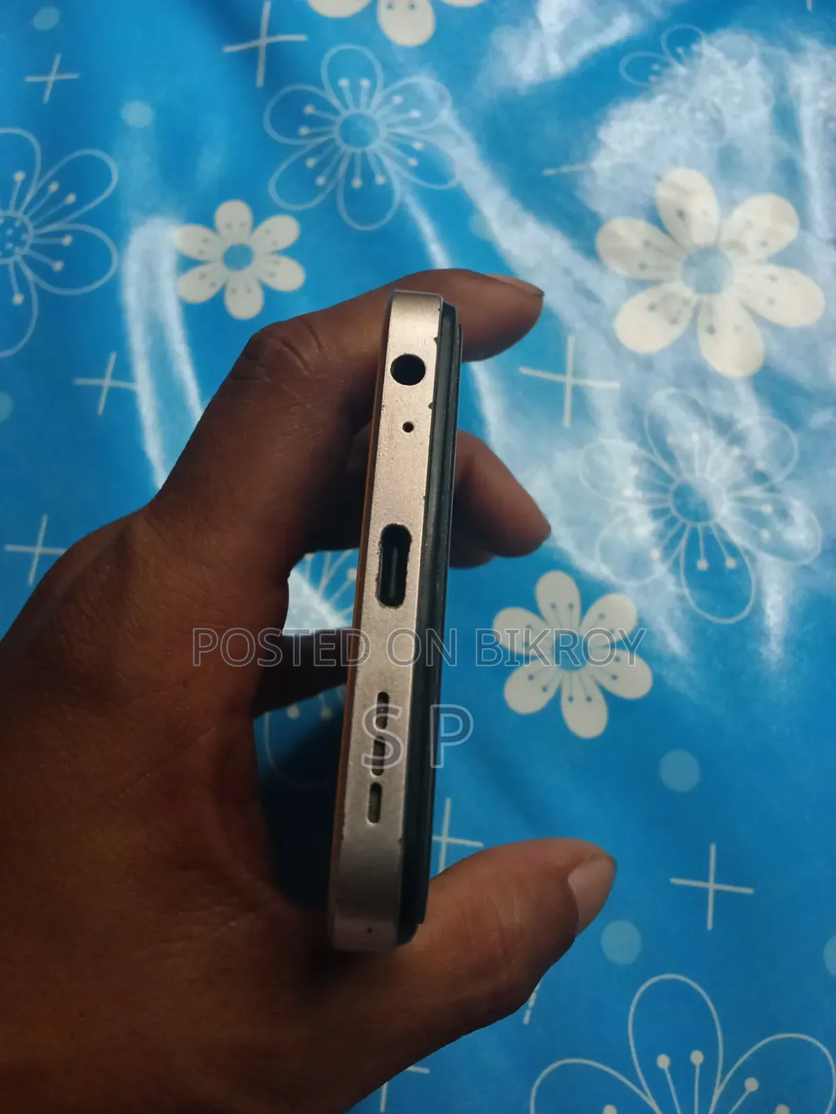 Infinix Hot 30i 128 GB Orange