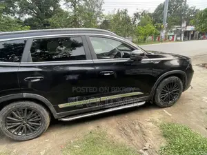 Chery Tiggo 8 Pro Luxury 2023 Black