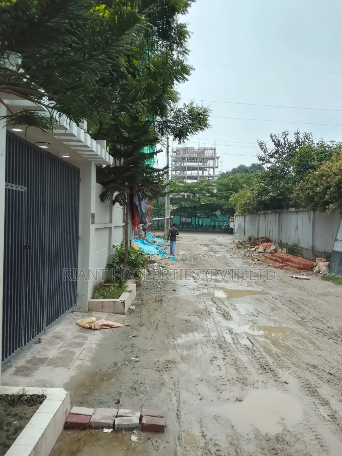3-bedroom Apartment in Riant East Face, Basundhara for sale