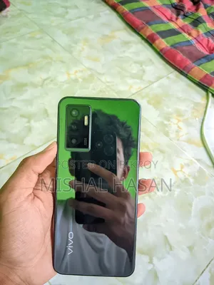 Vivo V23 128 GB Bronze