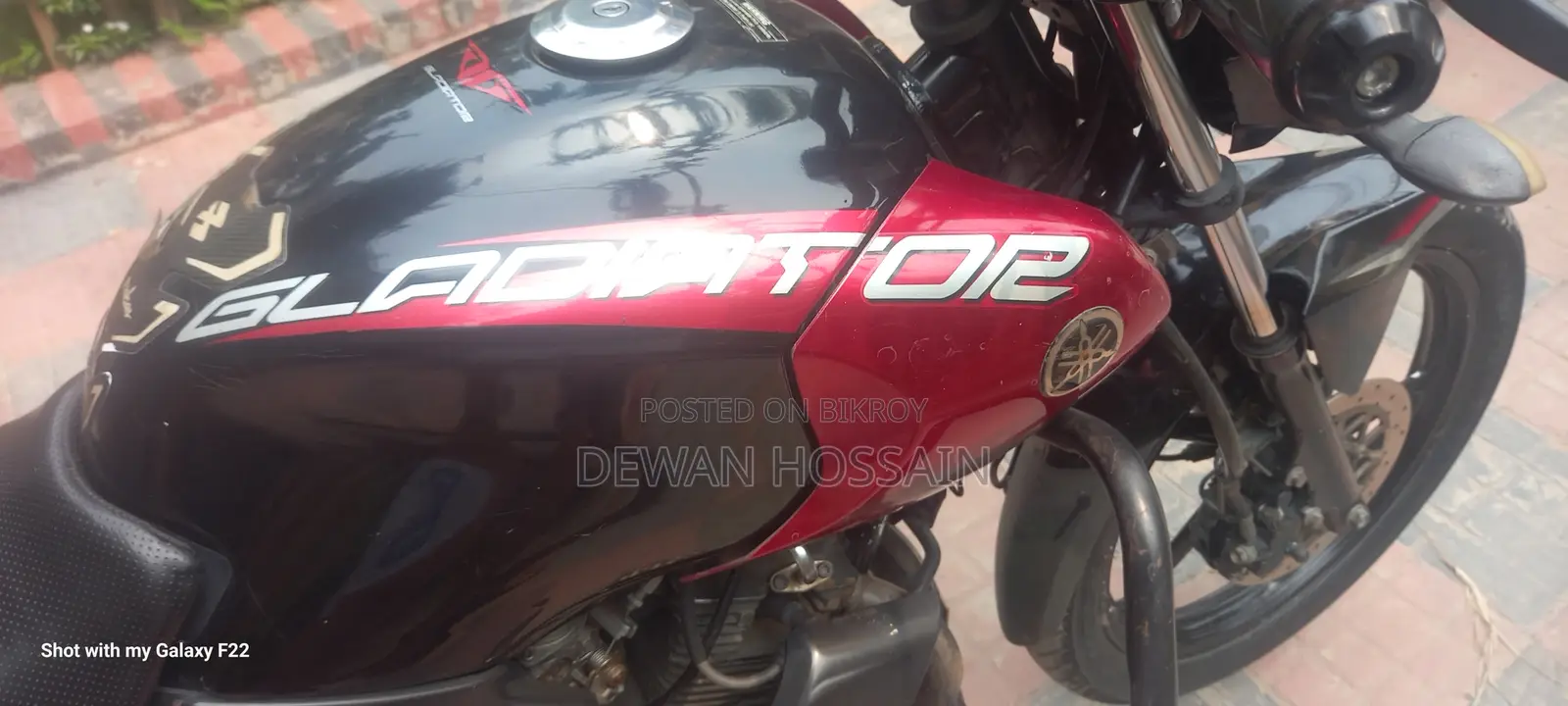 নতুন ইয়ামাহা ২০০৯ ব্ল্যাক
