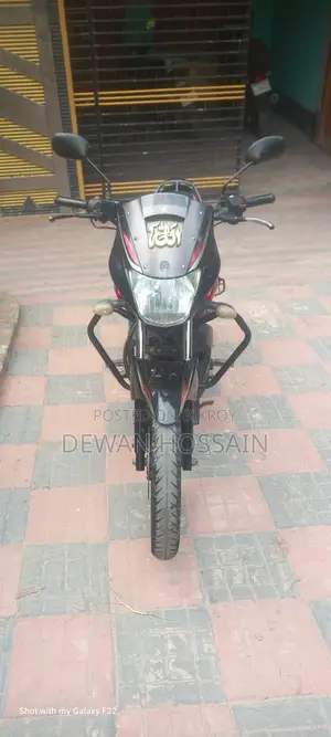 নতুন ইয়ামাহা ২০০৯ ব্ল্যাক