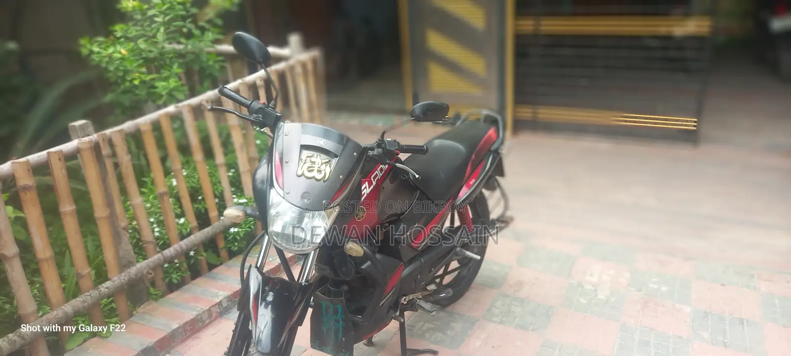 নতুন ইয়ামাহা ২০০৯ ব্ল্যাক