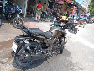 হিরো হাঙ্ক ২০১৮ বেইজ