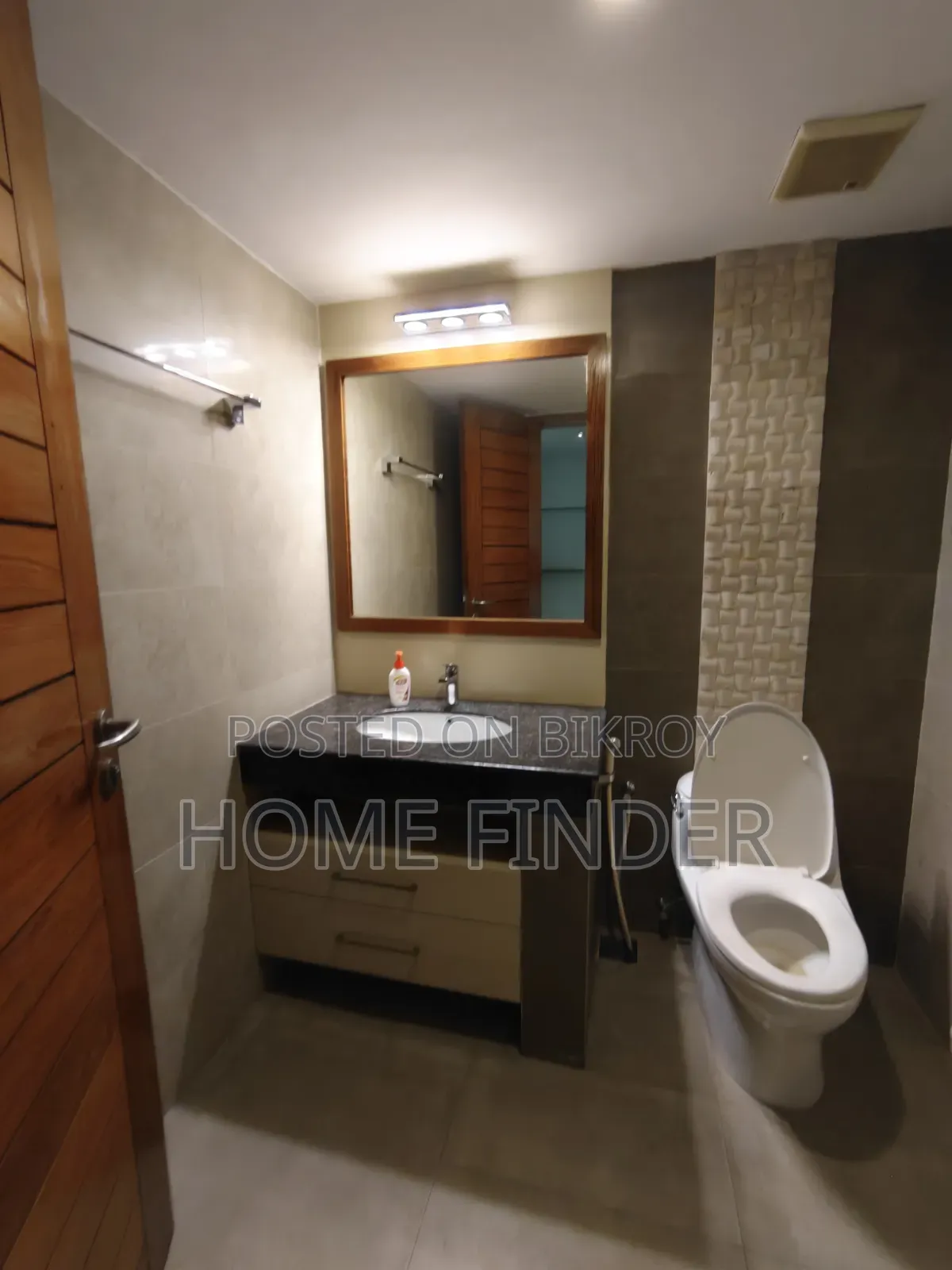 Furnished 4-bedroom Apartment in Gulshan for Rent