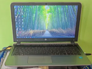 Laptop HP Pavilion 10 4GB Intel Core I3 HDD 1TB