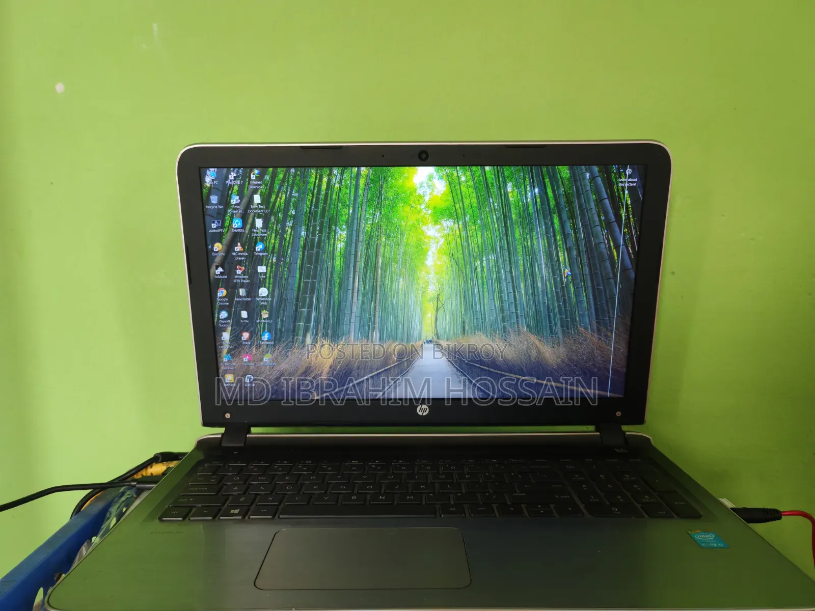 Laptop HP Pavilion 10 4GB Intel Core I3 HDD 1TB