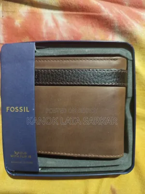 Fossil Wallet From Abroad