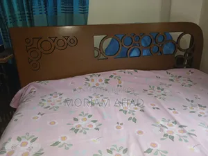 মালেয়শিয়ান খাট