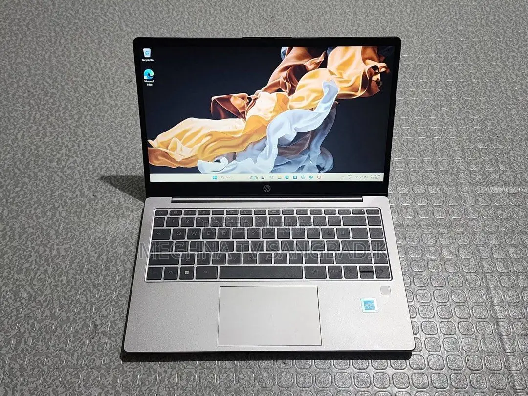Laptop HP 3GB Intel SSD 256GB