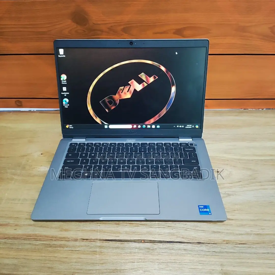 Laptop Dell 3GB Intel SSD 256GB