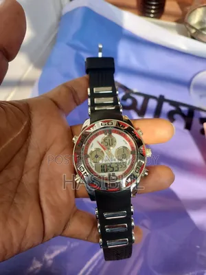 সুইসীর ডিজিটাল এবং এনালগ অরিজিনাল ঘড়ি