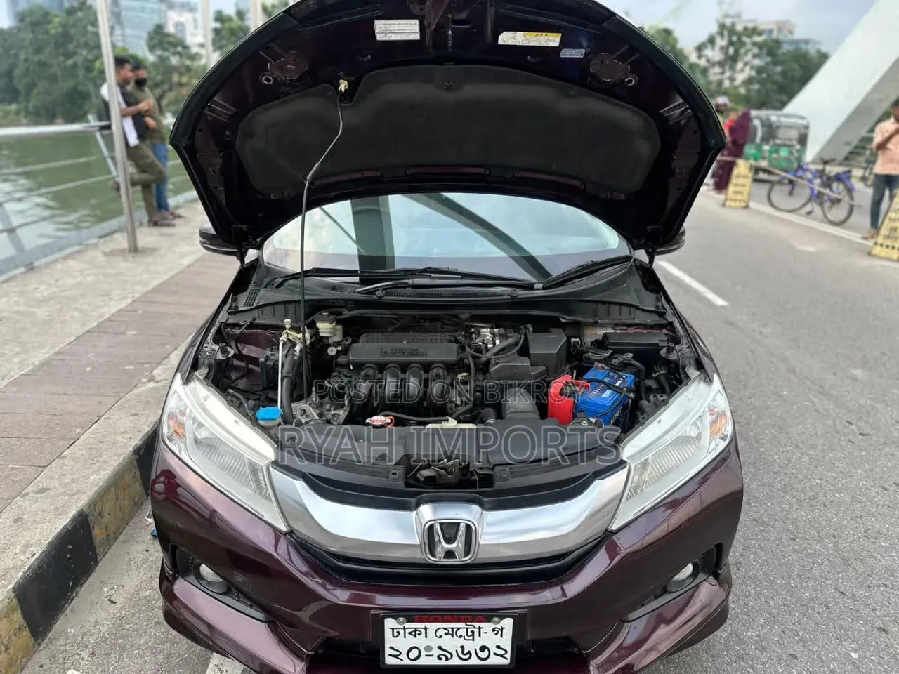 হোন্ডা সিটি ২০১৬ লাল
